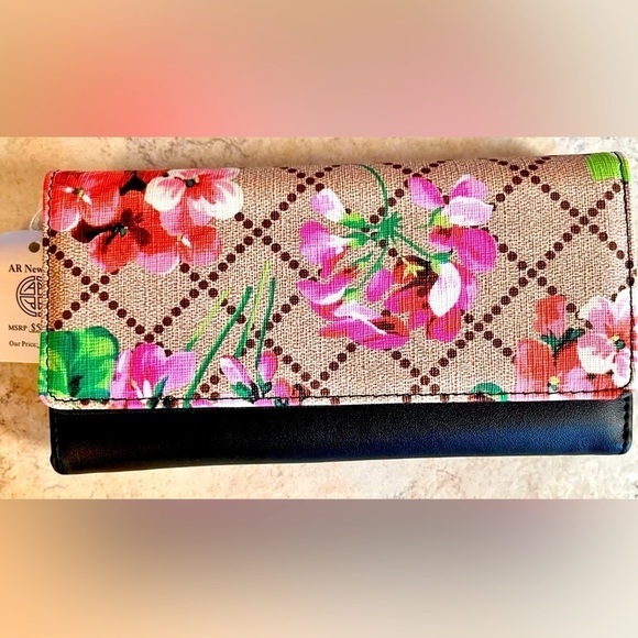 AR New York Painted Billfold Wallet Brand New w Tags Floral Compartments Gift - Picture 11 of 17